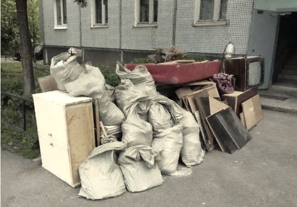 Вывоз мусора в Павловске