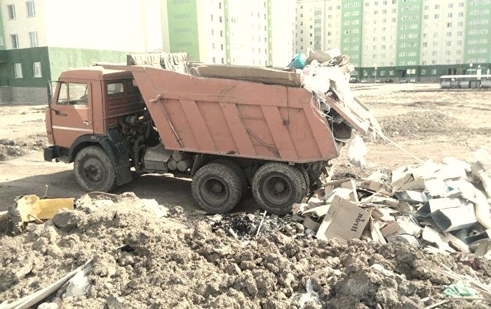 Вывоз мусора в Шушарах
